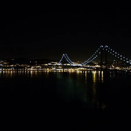 里斯本比卡公寓 * Lisboa